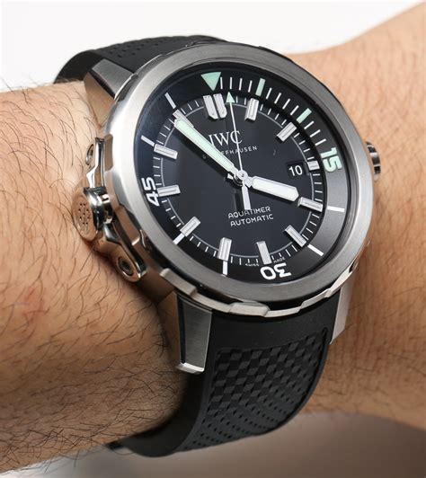 iwc schaffhausen aquatimer automatic.